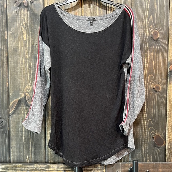 J. Crew Tops - J. Crew Linen Tee M Color Block Striped Sleeve Cotton Blend Casual Preppy